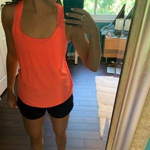 Lululemon tank top/sports bra